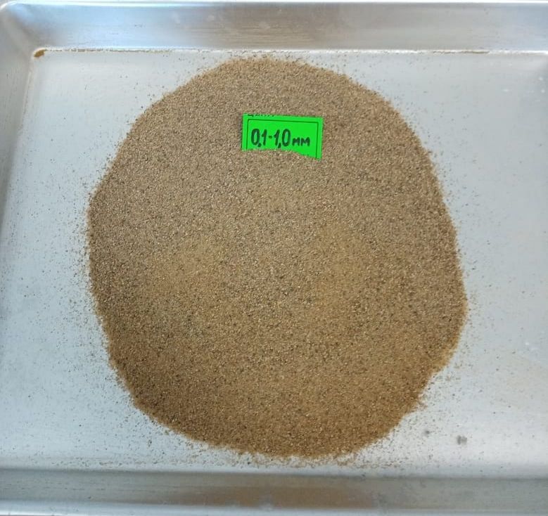 Песок природный фракционированный, смеси фракций 0,5-1 мм по ГОСТ 8736-2014